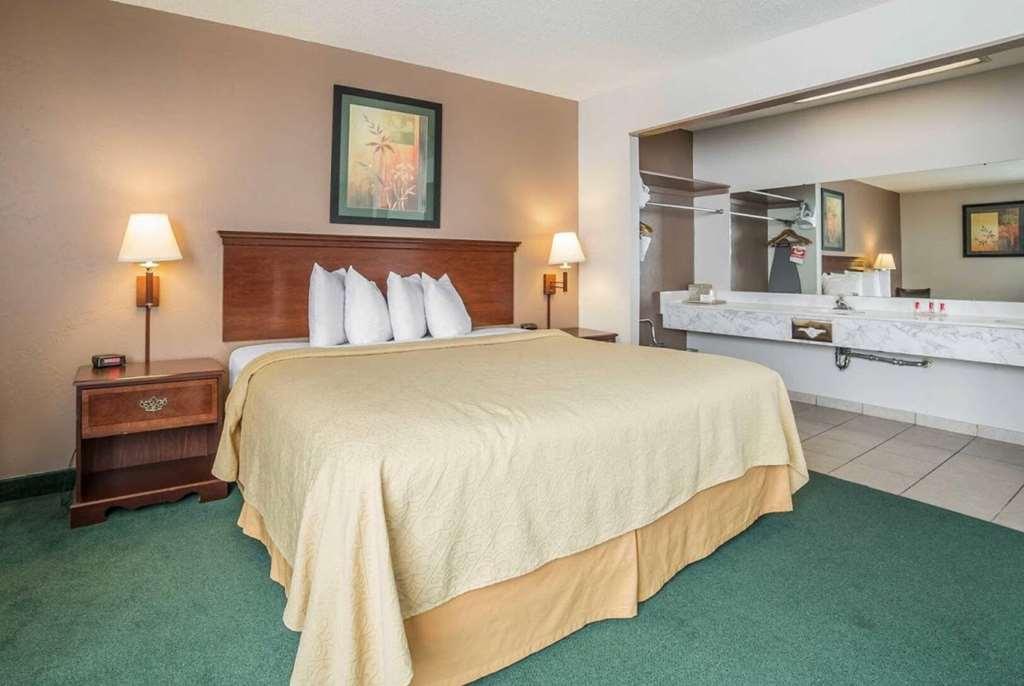 Baymont By Wyndham Great Falls City Center Pokój zdjęcie