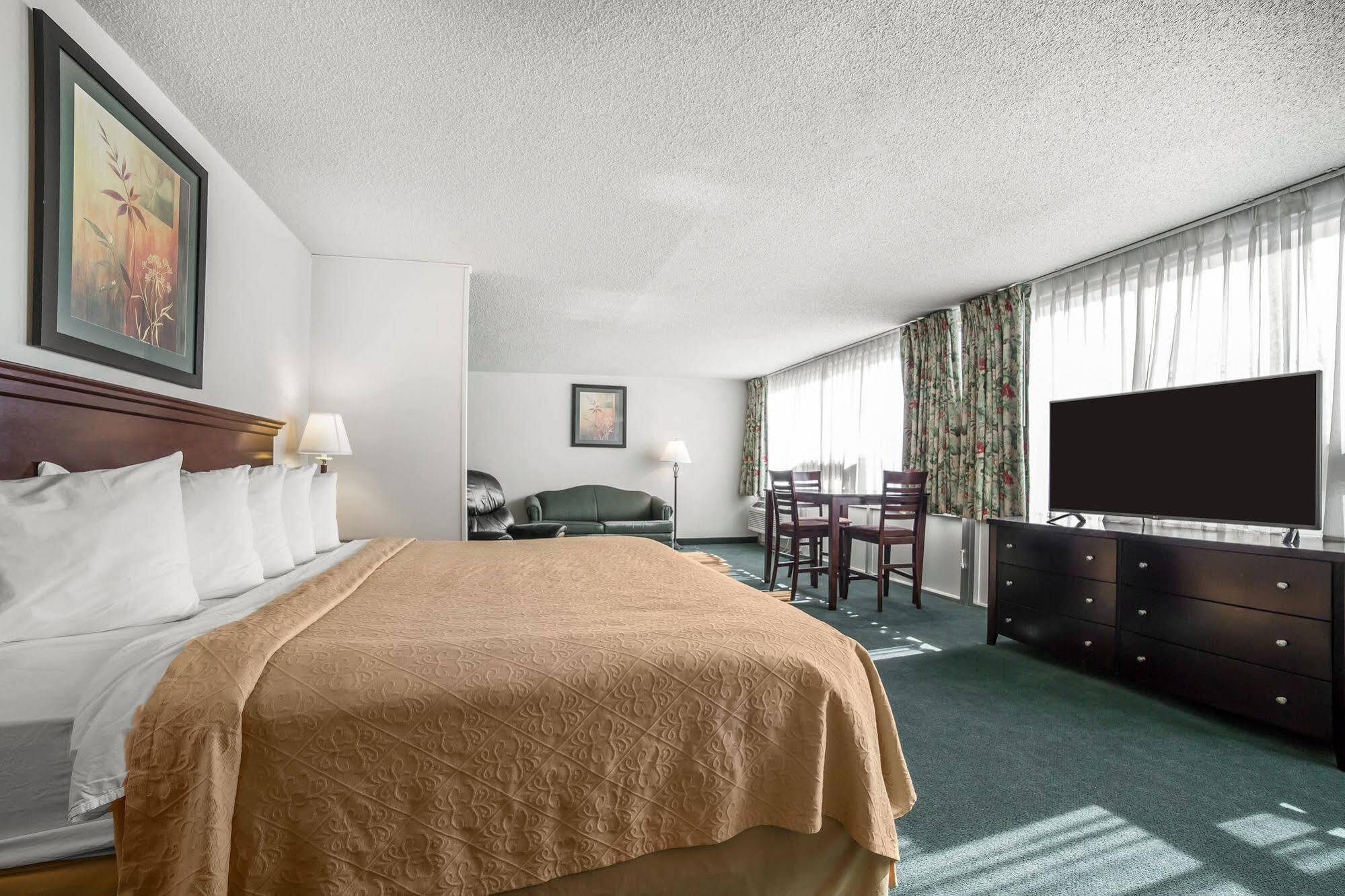 Baymont By Wyndham Great Falls City Center Zewnętrze zdjęcie